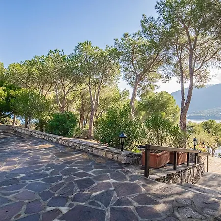 Residenza Capo Perla 펜션 *